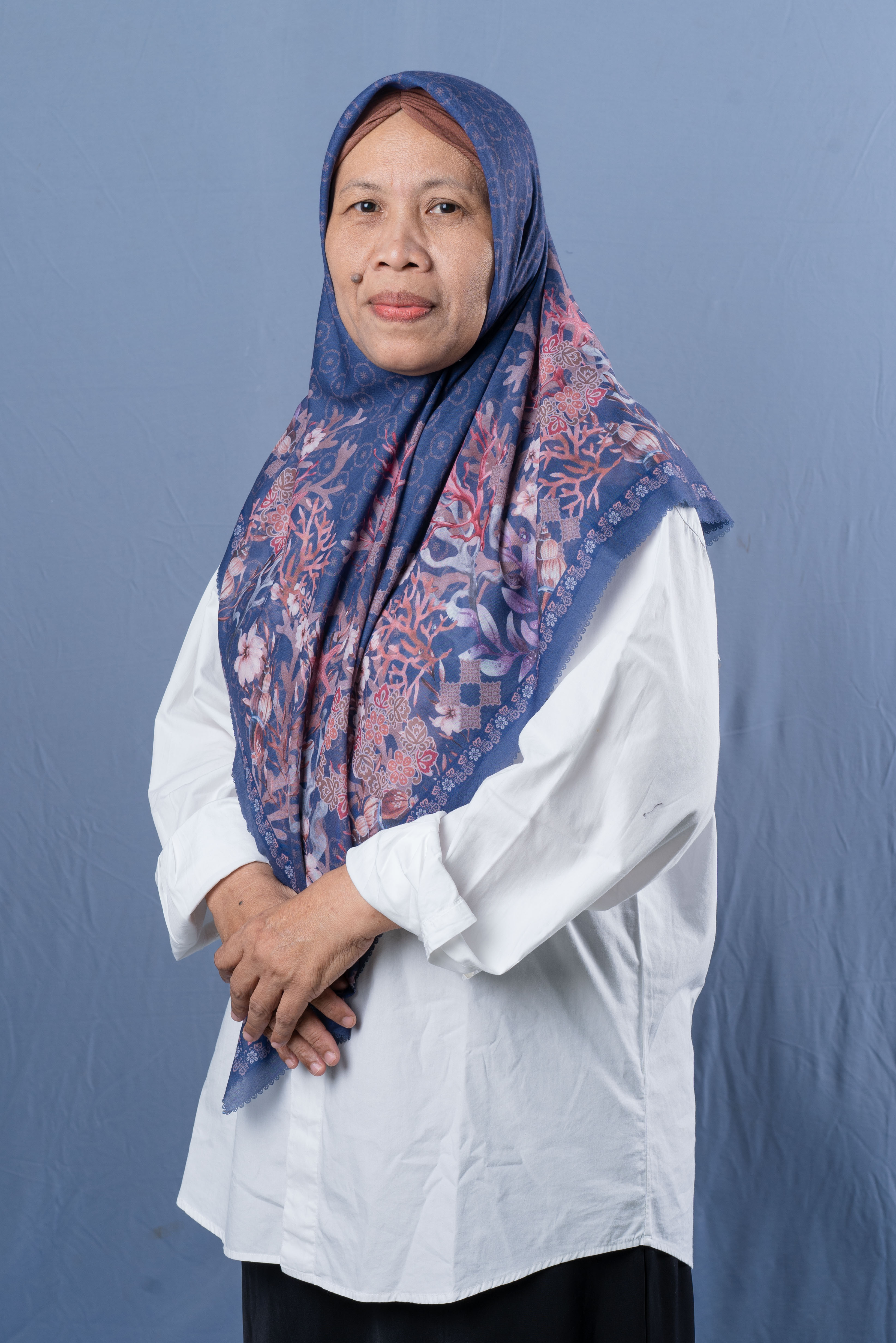 Lucia Retnowati, S.ST., M.Kes.